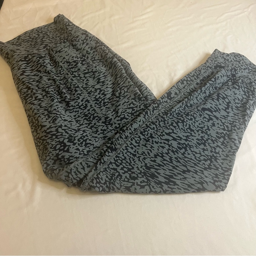 Athleta Camouflage Jogger‎ Pants